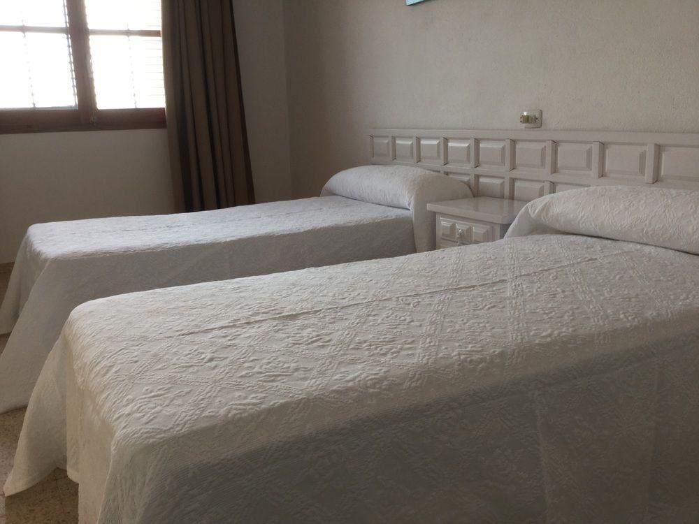 Apartamentos Alba San Antonio  Luaran gambar