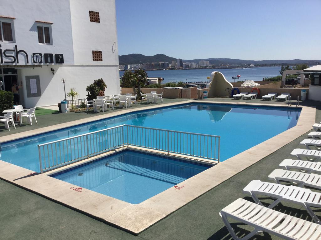 Apartamentos Alba San Antonio  Luaran gambar